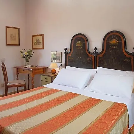 Al Guado Di Assisi Bed and Breakfast 3*