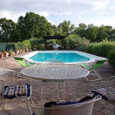 Al Guado Di Assisi Couette-café 3*